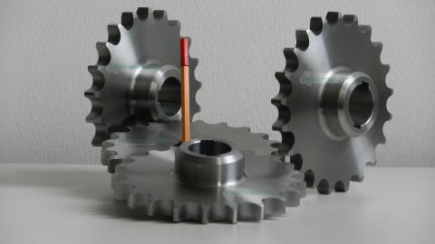 Producent kół łańcuchowych 16b 1 zębów 21 rowek 12D10
