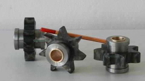 produkcja-kół-łańcuchowych-12B-1-z-tuleją-z-brązu